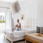 Mykonaki Hotel
