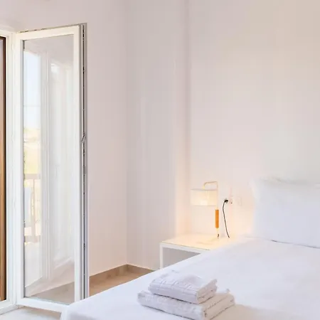 Mykonaki Otel Ano Mera