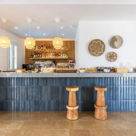 Mykonaki Otel Ano Mera