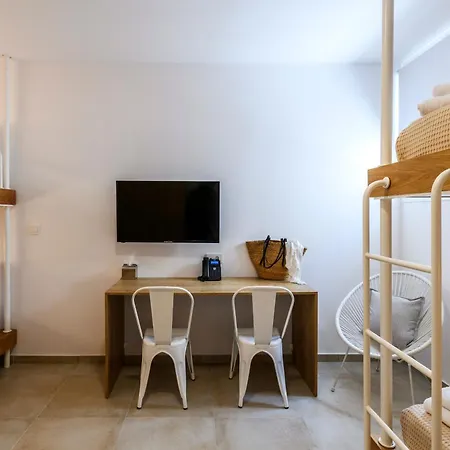 Mykonaki Ано Мера