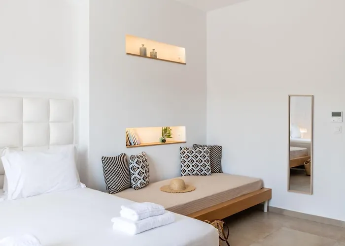 Mykonaki אנו מרה