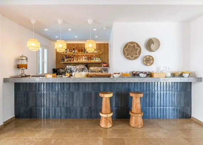 Mykonaki מלון אנו מרה