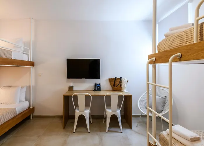 Mykonaki אנו מרה