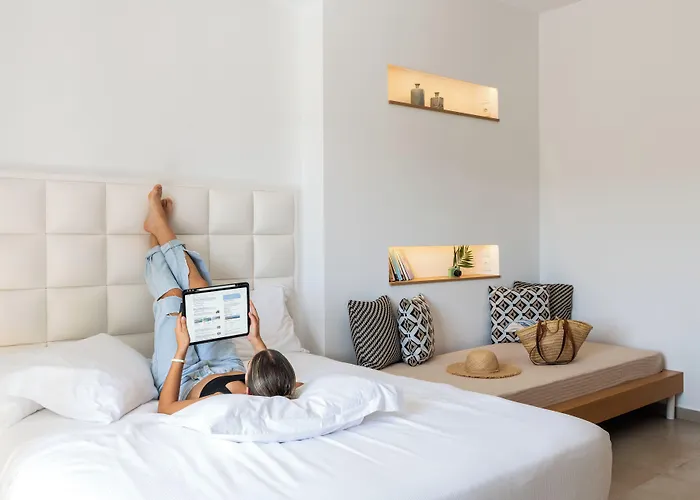 Mykonaki מלון 3*