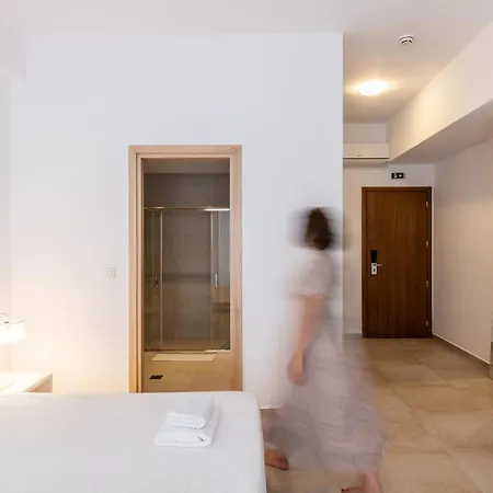 Hotel Mykonaki 3*